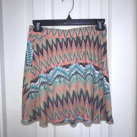 high waisted skirt! - Picture 3 of 4